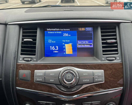 Сірий Інфініті QX80, об'ємом двигуна 5.55 л та пробігом 160 тис. км за 28000 $, фото 19 на Automoto.ua