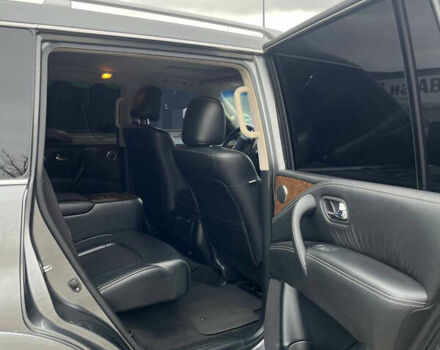 Сірий Інфініті QX80, об'ємом двигуна 5.55 л та пробігом 160 тис. км за 28000 $, фото 9 на Automoto.ua