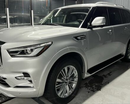 Серый Инфинити QX80, объемом двигателя 5.6 л и пробегом 65 тыс. км за 33428 $, фото 1 на Automoto.ua