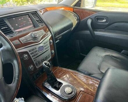 Серый Инфинити QX80, объемом двигателя 5.6 л и пробегом 67 тыс. км за 8000 $, фото 11 на Automoto.ua