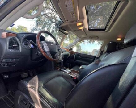 Серый Инфинити QX80, объемом двигателя 5.6 л и пробегом 67 тыс. км за 8000 $, фото 8 на Automoto.ua