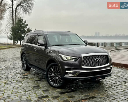 Сірий Інфініті QX80, об'ємом двигуна 5.55 л та пробігом 35 тис. км за 58999 $, фото 162 на Automoto.ua