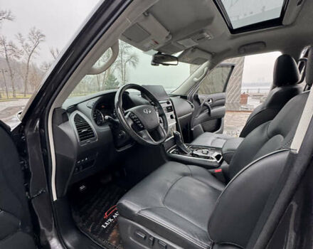 Сірий Інфініті QX80, об'ємом двигуна 5.55 л та пробігом 35 тис. км за 58999 $, фото 94 на Automoto.ua
