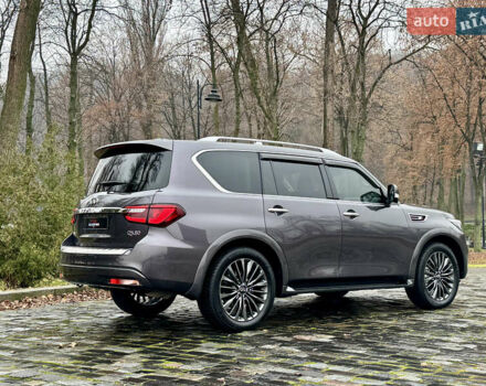 Сірий Інфініті QX80, об'ємом двигуна 5.55 л та пробігом 35 тис. км за 58999 $, фото 6 на Automoto.ua