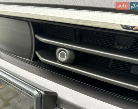 Сірий Інфініті QX80, об'ємом двигуна 5.55 л та пробігом 35 тис. км за 58999 $, фото 146 на Automoto.ua