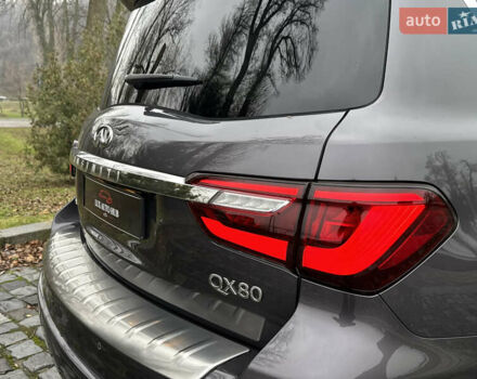 Сірий Інфініті QX80, об'ємом двигуна 5.55 л та пробігом 35 тис. км за 58999 $, фото 130 на Automoto.ua