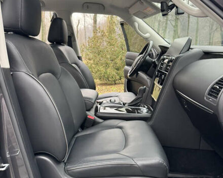 Сірий Інфініті QX80, об'ємом двигуна 5.55 л та пробігом 35 тис. км за 58999 $, фото 58 на Automoto.ua