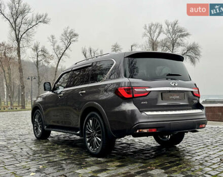 Сірий Інфініті QX80, об'ємом двигуна 5.55 л та пробігом 35 тис. км за 58999 $, фото 120 на Automoto.ua