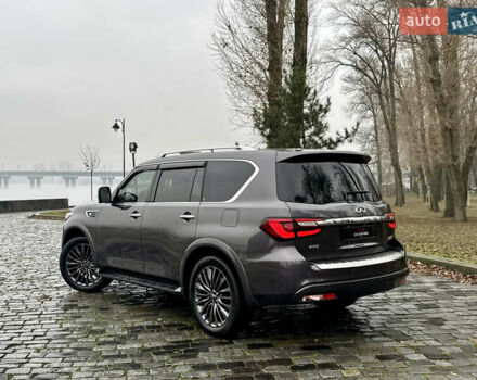 Сірий Інфініті QX80, об'ємом двигуна 5.55 л та пробігом 35 тис. км за 58999 $, фото 27 на Automoto.ua