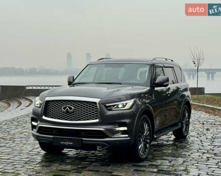 Сірий Інфініті QX80, об'ємом двигуна 5.55 л та пробігом 35 тис. км за 58999 $, фото 2 на Automoto.ua