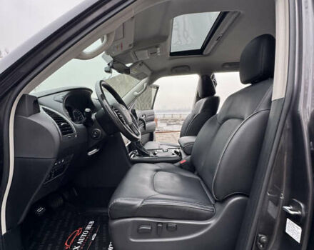 Сірий Інфініті QX80, об'ємом двигуна 5.55 л та пробігом 35 тис. км за 58999 $, фото 78 на Automoto.ua