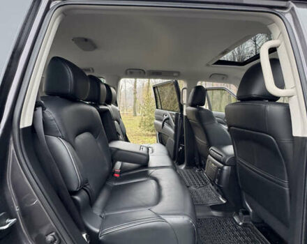 Сірий Інфініті QX80, об'ємом двигуна 5.55 л та пробігом 35 тис. км за 58999 $, фото 168 на Automoto.ua