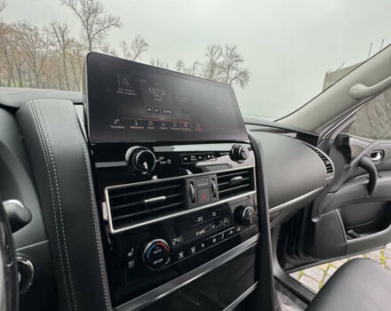 Сірий Інфініті QX80, об'ємом двигуна 5.55 л та пробігом 35 тис. км за 58999 $, фото 105 на Automoto.ua