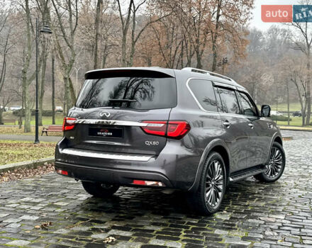 Сірий Інфініті QX80, об'ємом двигуна 5.55 л та пробігом 35 тис. км за 58999 $, фото 156 на Automoto.ua