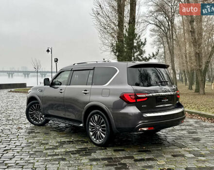 Сірий Інфініті QX80, об'ємом двигуна 5.55 л та пробігом 35 тис. км за 58999 $, фото 26 на Automoto.ua