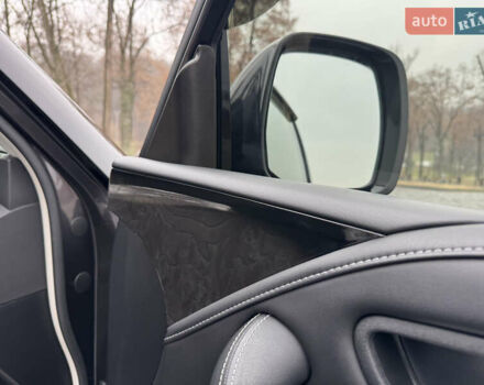 Сірий Інфініті QX80, об'ємом двигуна 5.55 л та пробігом 35 тис. км за 58999 $, фото 67 на Automoto.ua