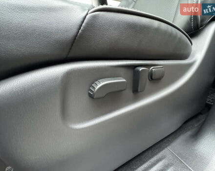 Сірий Інфініті QX80, об'ємом двигуна 5.55 л та пробігом 35 тис. км за 58999 $, фото 101 на Automoto.ua