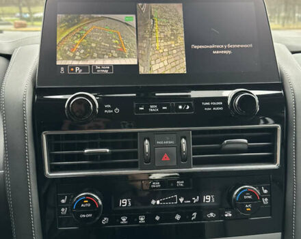 Сірий Інфініті QX80, об'ємом двигуна 5.55 л та пробігом 35 тис. км за 58999 $, фото 17 на Automoto.ua