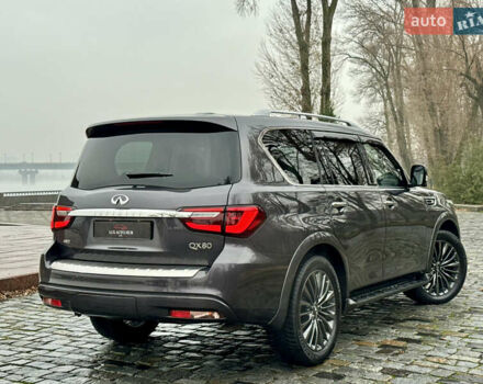 Сірий Інфініті QX80, об'ємом двигуна 5.55 л та пробігом 35 тис. км за 58999 $, фото 33 на Automoto.ua