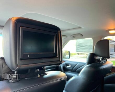 Инфинити QX80 2014 в Черновцах на Automoto.ua Синий Инфинити QX80, объемом двигателя 5.6 л и пробегом 108 тыс. км за 23900 $, фото 14 на Automoto.ua