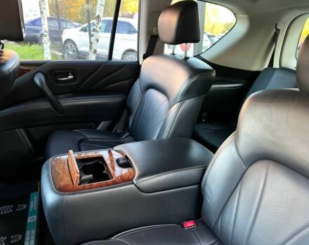 Инфинити QX80 2014 в Черновцах на Automoto.ua Синий Инфинити QX80, объемом двигателя 5.6 л и пробегом 108 тыс. км за 23900 $, фото 13 на Automoto.ua