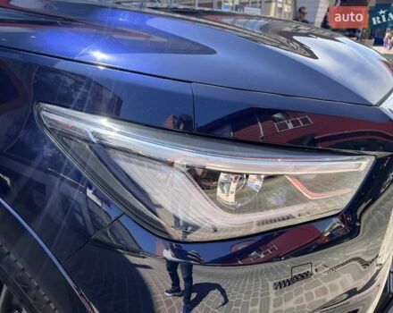 Синий Инфинити QX80, объемом двигателя 5.55 л и пробегом 56 тыс. км за 49900 $, фото 3 на Automoto.ua