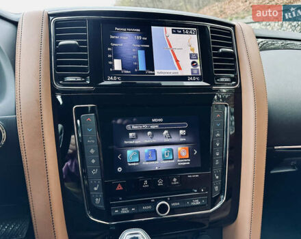 Синій Інфініті QX80, об'ємом двигуна 5.6 л та пробігом 99 тис. км за 43000 $, фото 6 на Automoto.ua