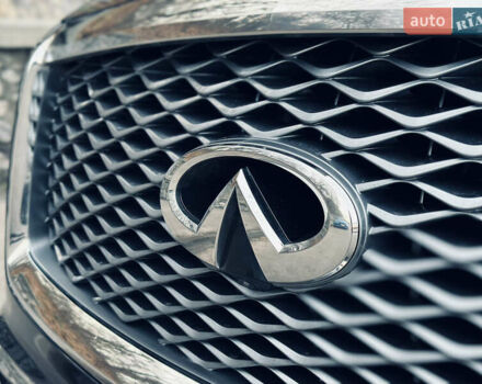 Синій Інфініті QX80, об'ємом двигуна 5.6 л та пробігом 99 тис. км за 43000 $, фото 11 на Automoto.ua