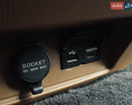 Синій Інфініті QX80, об'ємом двигуна 5.6 л та пробігом 99 тис. км за 43000 $, фото 17 на Automoto.ua