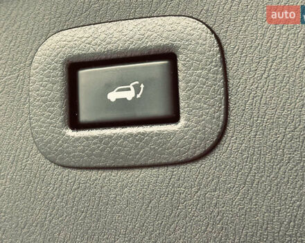 Синій Інфініті QX80, об'ємом двигуна 5.6 л та пробігом 99 тис. км за 43000 $, фото 22 на Automoto.ua