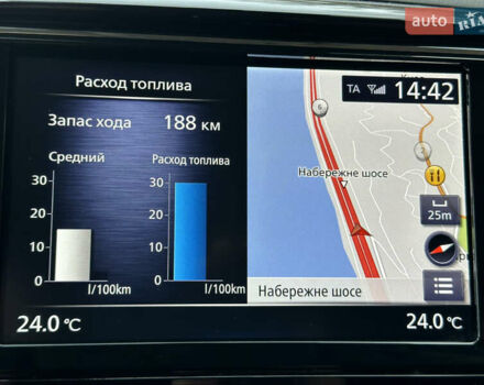 Синій Інфініті QX80, об'ємом двигуна 5.6 л та пробігом 99 тис. км за 43000 $, фото 33 на Automoto.ua