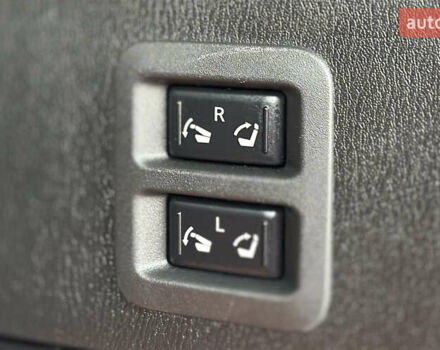 Синій Інфініті QX80, об'ємом двигуна 5.6 л та пробігом 99 тис. км за 43000 $, фото 21 на Automoto.ua