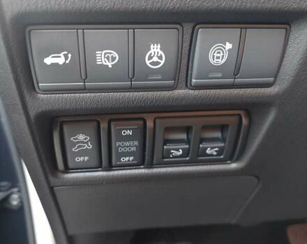 Синий Инфинити QX80, объемом двигателя 5.55 л и пробегом 12 тыс. км за 72000 $, фото 7 на Automoto.ua