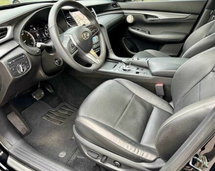 Чорний Інфініті Інша, об'ємом двигуна 2 л та пробігом 67 тис. км за 31900 $, фото 16 на Automoto.ua