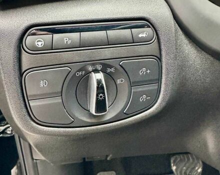 Чорний Інфініті Інша, об'ємом двигуна 2 л та пробігом 67 тис. км за 31900 $, фото 20 на Automoto.ua