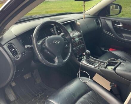 Красный Инфинити EX 25, объемом двигателя 0 л и пробегом 196 тыс. км за 13500 $, фото 5 на Automoto.ua