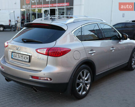 Бежевый Инфинити EX 35, объемом двигателя 3.5 л и пробегом 178 тыс. км за 9200 $, фото 3 на Automoto.ua