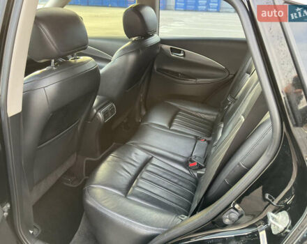 Черный Инфинити EX 35, объемом двигателя 3.5 л и пробегом 242 тыс. км за 7700 $, фото 13 на Automoto.ua