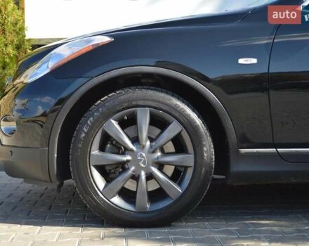 Черный Инфинити EX 35, объемом двигателя 3.5 л и пробегом 210 тыс. км за 10500 $, фото 6 на Automoto.ua