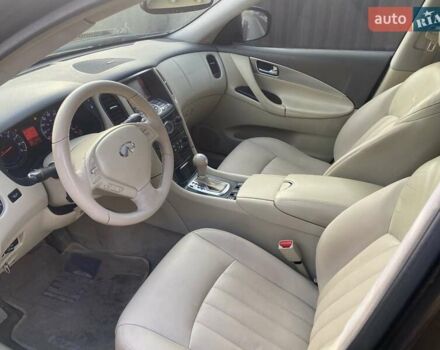 Коричневый Инфинити EX 35, объемом двигателя 3.5 л и пробегом 204 тыс. км за 9500 $, фото 6 на Automoto.ua