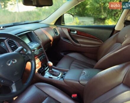 Коричневый Инфинити EX 35, объемом двигателя 3.5 л и пробегом 209 тыс. км за 11000 $, фото 1 на Automoto.ua