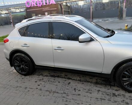 Серый Инфинити EX 35, объемом двигателя 3.5 л и пробегом 150 тыс. км за 9000 $, фото 2 на Automoto.ua