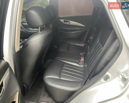 Серый Инфинити EX 35, объемом двигателя 3.5 л и пробегом 260 тыс. км за 9600 $, фото 8 на Automoto.ua