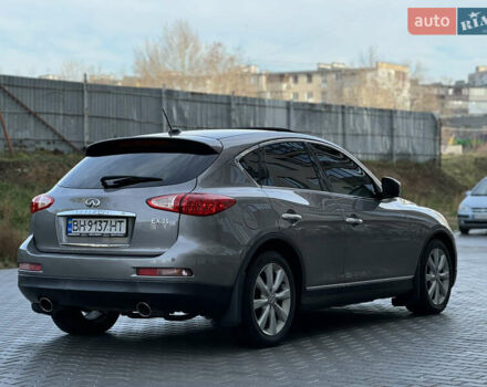 Серый Инфинити EX 35, объемом двигателя 3.5 л и пробегом 150 тыс. км за 10600 $, фото 16 на Automoto.ua