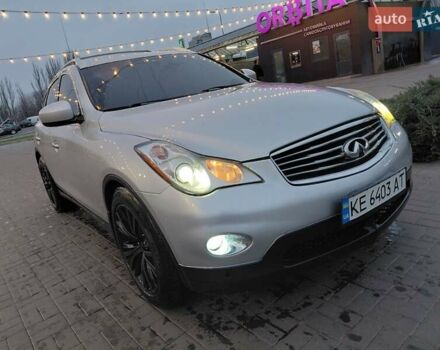 Серый Инфинити EX 35, объемом двигателя 3.5 л и пробегом 150 тыс. км за 9000 $, фото 2 на Automoto.ua