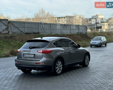 Серый Инфинити EX 35, объемом двигателя 3.5 л и пробегом 150 тыс. км за 10600 $, фото 17 на Automoto.ua