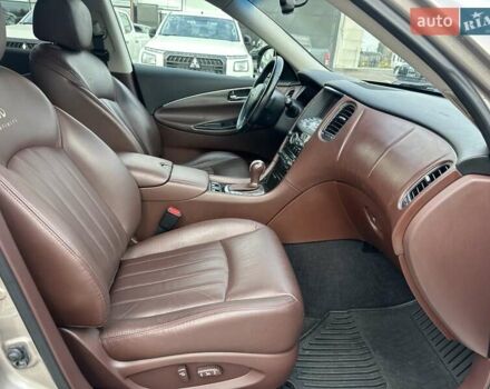 Серый Инфинити EX 35, объемом двигателя 3.5 л и пробегом 151 тыс. км за 13200 $, фото 29 на Automoto.ua