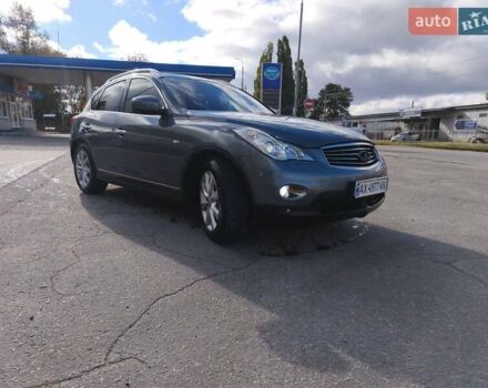 Зеленый Инфинити EX 35, объемом двигателя 3.5 л и пробегом 185 тыс. км за 11000 $, фото 1 на Automoto.ua