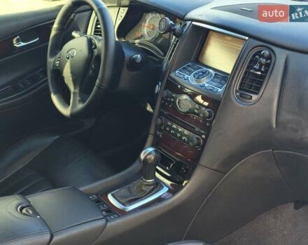 Зеленый Инфинити EX 35, объемом двигателя 3.5 л и пробегом 185 тыс. км за 11000 $, фото 4 на Automoto.ua