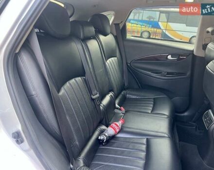 Сірий Інфініті EX 37, об'ємом двигуна 3.7 л та пробігом 180 тис. км за 13000 $, фото 1 на Automoto.ua